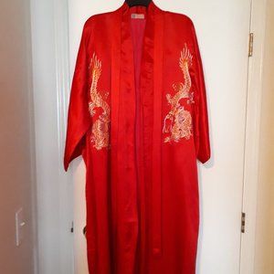 Vintage 100% Silk hand embroidered Kimono Robe
